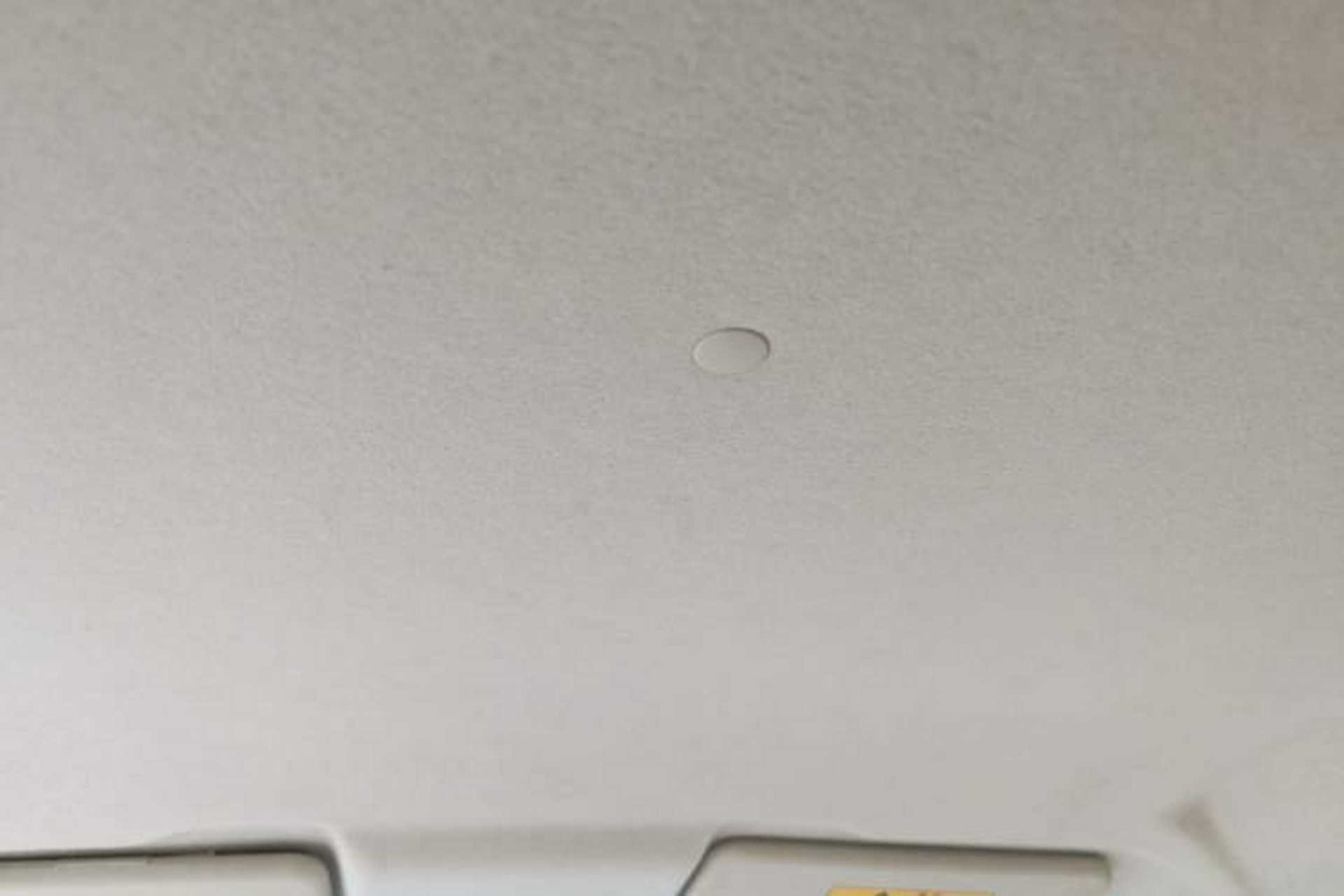 Used CHANGAN Benni E-Star 2022 Qingxin Edition Colorful Model Lithium Iron Phosphate Headliner