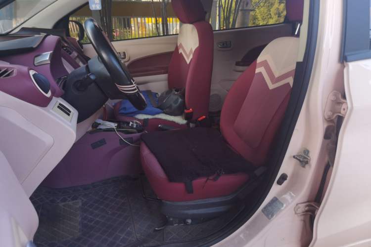 Used CHANGAN Benni E-Star 2022 National Edition Colorful Limited Edition (Fast-Charging Version) Lithium Iron Phosphate Left Front Seat