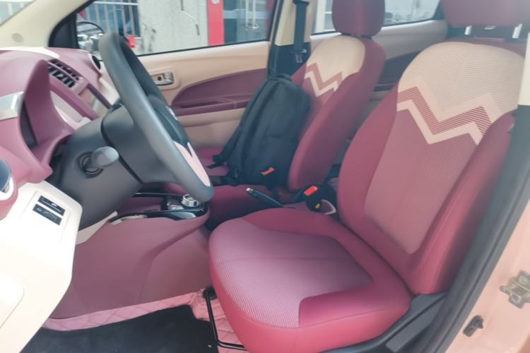 Used CHANGAN Benni E-Star 2022 National Edition Colorful Limited Edition (Fast-Charging Version) Lithium Iron Phosphate Left Front Seat