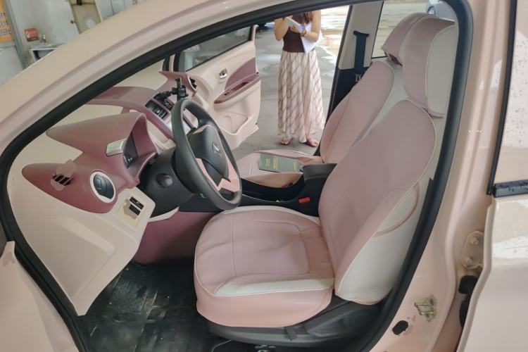 Used CHANGAN Benni E-Star 2022 Charming Edition Colorful Model Lithium Iron Phosphate Left Front Seat
