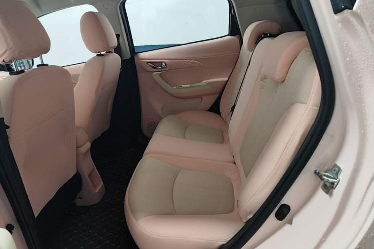 Used CHANGAN Benni E-Star 2022 Qingxin Edition Colorful Model Lithium Iron Phosphate Left Rear Seat