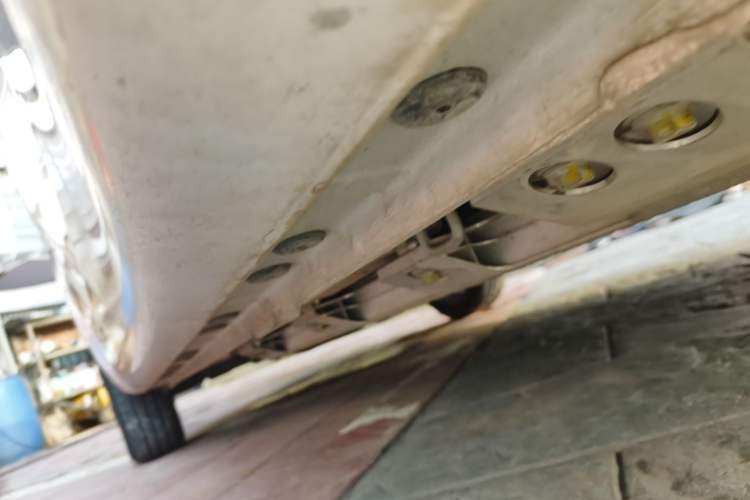 Used CHANGAN Benni E-Star 2022 National Edition Colorful Limited Edition (Fast-Charging Version) Lithium Iron Phosphate Left Side Sill