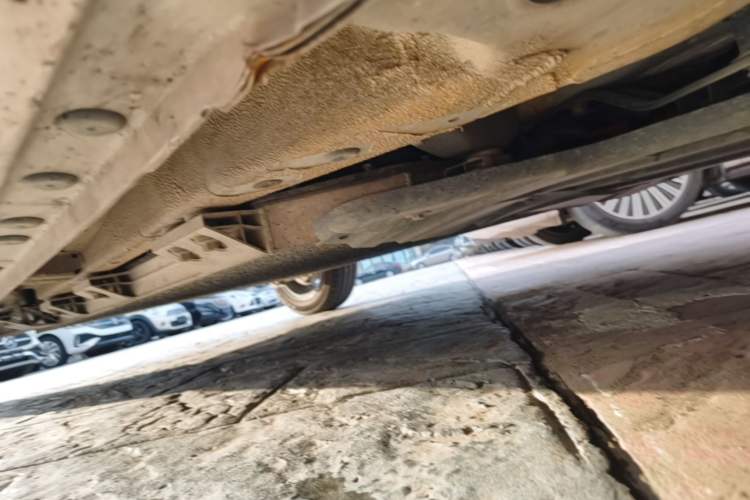 Used CHANGAN Benni E-Star 2022 National Edition Colorful Limited Edition (Fast-Charging Version) Lithium Iron Phosphate Right Side Sill