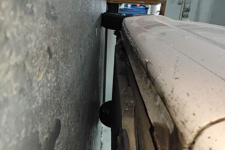 Used CHANGAN Benni E-Star 2022 Qingxin Edition Colorful Model Lithium Iron Phosphate Right Side Sill