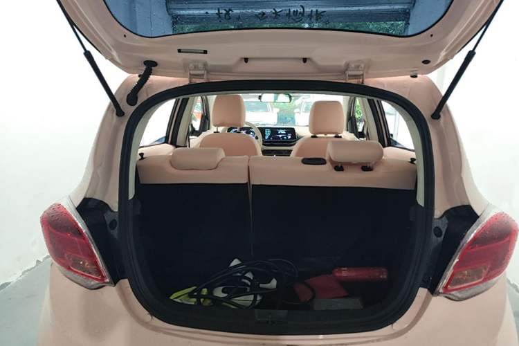 Used CHANGAN Benni E-Star 2022 Qingxin Edition Colorful Model Lithium Iron Phosphate Trunk