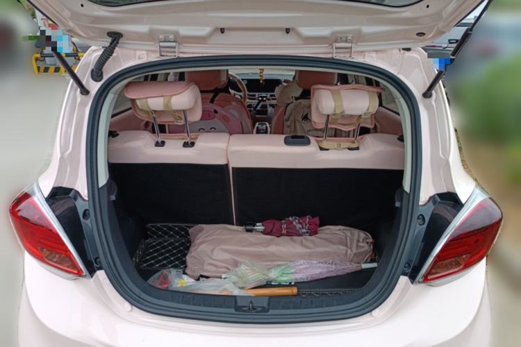 Used CHANGAN Benni E-Star 2022 Charming Edition Colorful Model Lithium Iron Phosphate Trunk