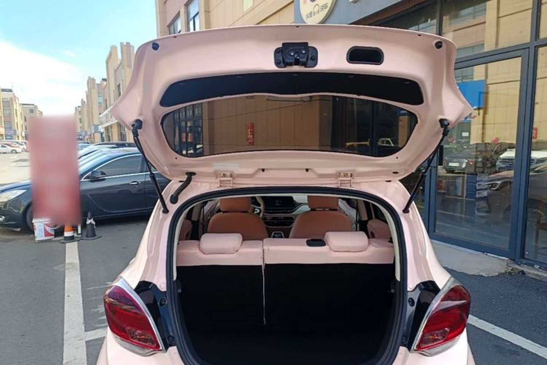 Used CHANGAN Benni E-Star 2022 Charming Edition Colorful Model Lithium Iron Phosphate Trunk