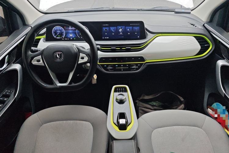 Used CHANGAN Benni E-Star 2022 Charming Edition Colorful Model Lithium Iron Phosphate Center Console