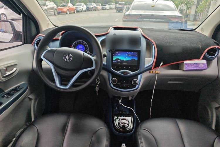 Used CHANGAN Benni E-Star 2022 National Edition Colorful Limited Edition (Fast-Charging Version) Lithium Iron Phosphate Center Console
