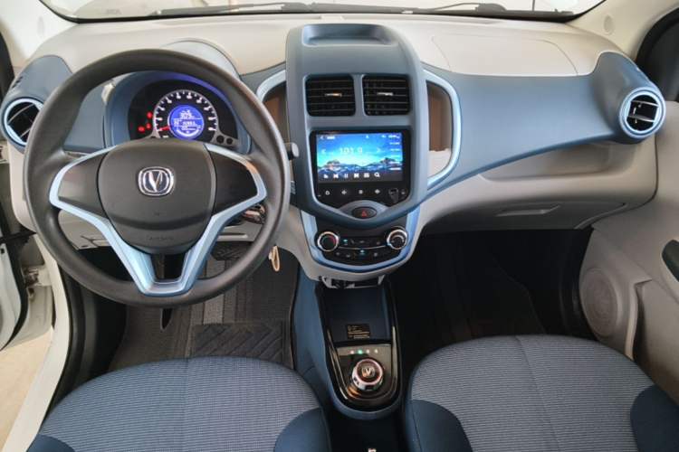Used CHANGAN Benni E-Star 2022 Qingxin Edition Colorful Model Lithium-NMC Center Console