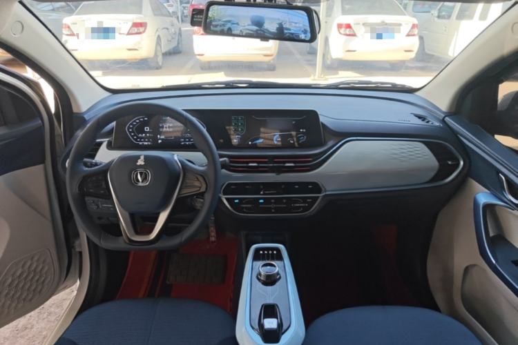 Used CHANGAN Benni E-Star 2022 Qingxin Edition Colorful Model Lithium-NMC Center Console