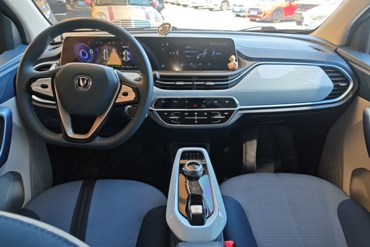 Used CHANGAN Benni E-Star 2022 Charming Edition Colorful Model Lithium Iron Phosphate Center Console