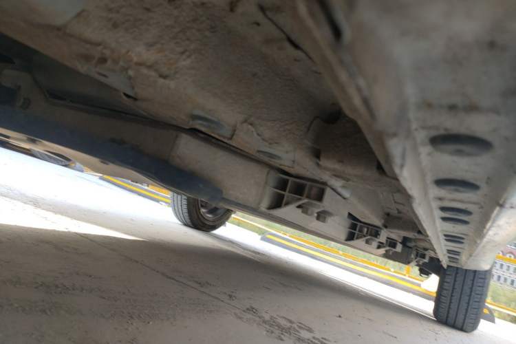 Used CHANGAN Benni E-Star 2022 Qingxin Edition Colorful Model Lithium Iron Phosphate Chassis Front Left