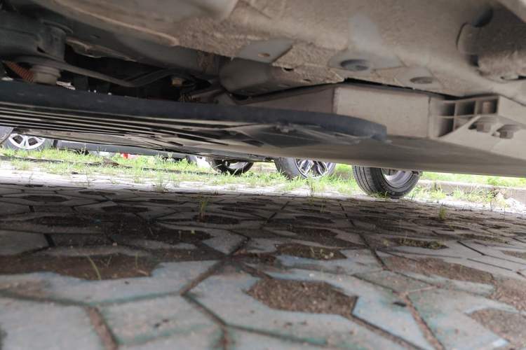Used CHANGAN Benni E-Star 2022 Qingxin Edition Colorful Model Lithium Iron Phosphate Chassis Front Left