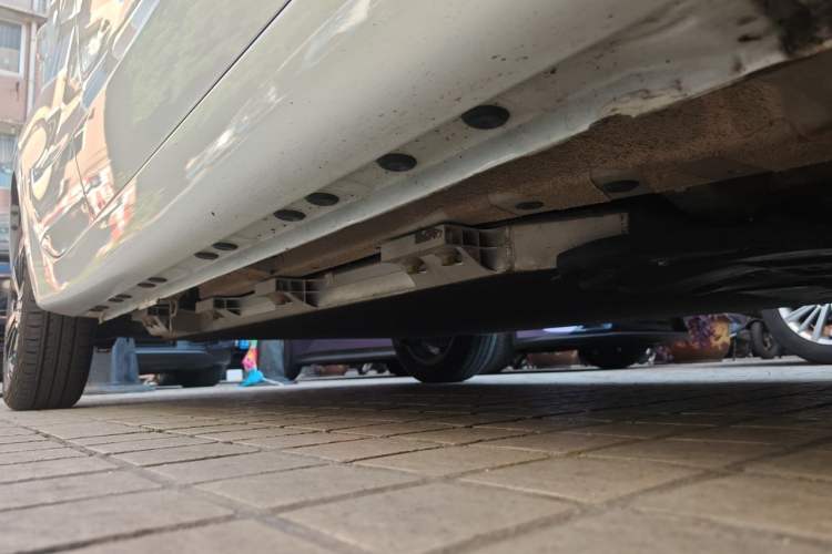 Used CHANGAN Benni E-Star 2022 Charming Edition Colorful Model Lithium Iron Phosphate Chassis Front Right