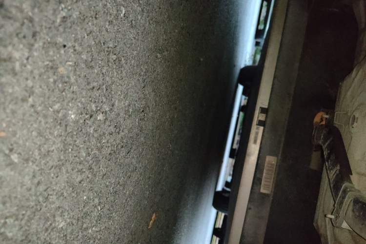 Used CHANGAN Benni E-Star 2022 Qingxin Edition Colorful Model Lithium Iron Phosphate Chassis Rear
