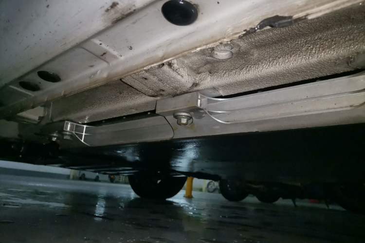 Used CHANGAN Benni E-Star 2022 Qingxin Edition Colorful Model Lithium Iron Phosphate Chassis Rear Left