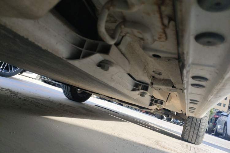 Used CHANGAN Benni E-Star 2022 Qingxin Edition Colorful Model Lithium Iron Phosphate Chassis Rear Right