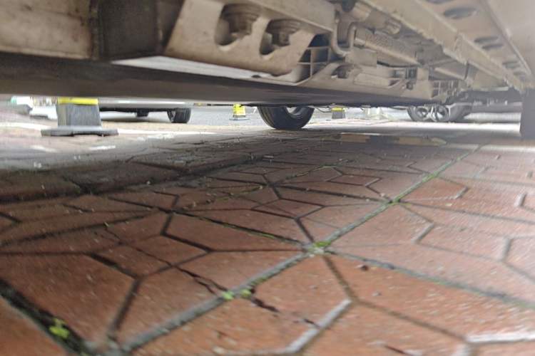 Used CHANGAN Benni E-Star 2022 Qingxin Edition Colorful Model Lithium Iron Phosphate Chassis Rear Right