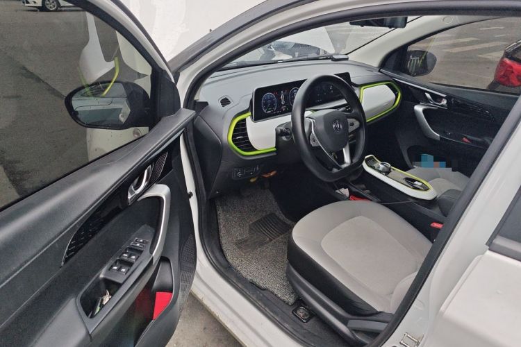 Used CHANGAN Benni E-Star 2022 Charming Edition Colorful Model Lithium Iron Phosphate Driver Seat