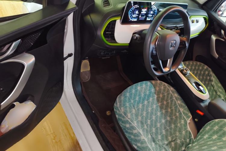 Used CHANGAN Benni E-Star 2022 Qingxin Edition Colorful Model Lithium Iron Phosphate Driver Seat