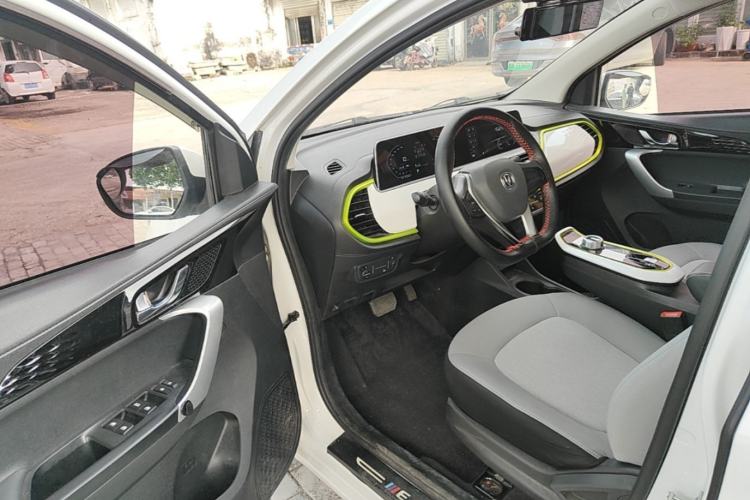 Used CHANGAN Benni E-Star 2022 Qingxin Edition Colorful Model Lithium Iron Phosphate Driver Seat