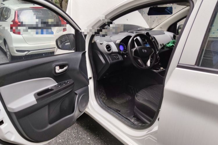 Used CHANGAN Benni E-Star 2022 National Edition Colorful Limited Edition (Fast-Charging Version) Lithium Iron Phosphate Driver Seat