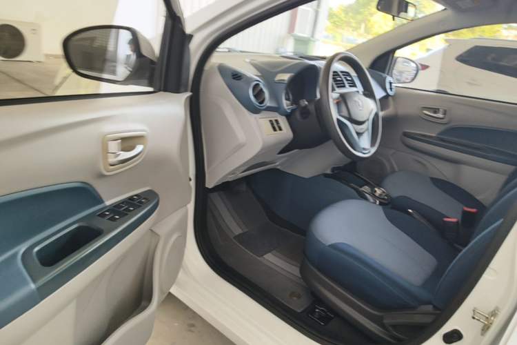 Used CHANGAN Benni E-Star 2022 Qingxin Edition Colorful Model Lithium-NMC Driver Seat