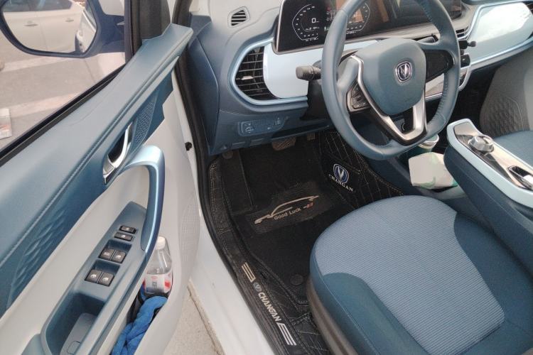 Used CHANGAN Benni E-Star 2022 Qingxin Edition Colorful Model Lithium Iron Phosphate Driver Seat