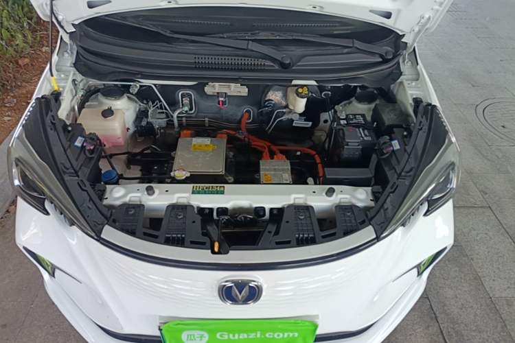 Used CHANGAN Benni E-Star 2022 Qingxin Edition Colorful Model Lithium-NMC Engine Bay