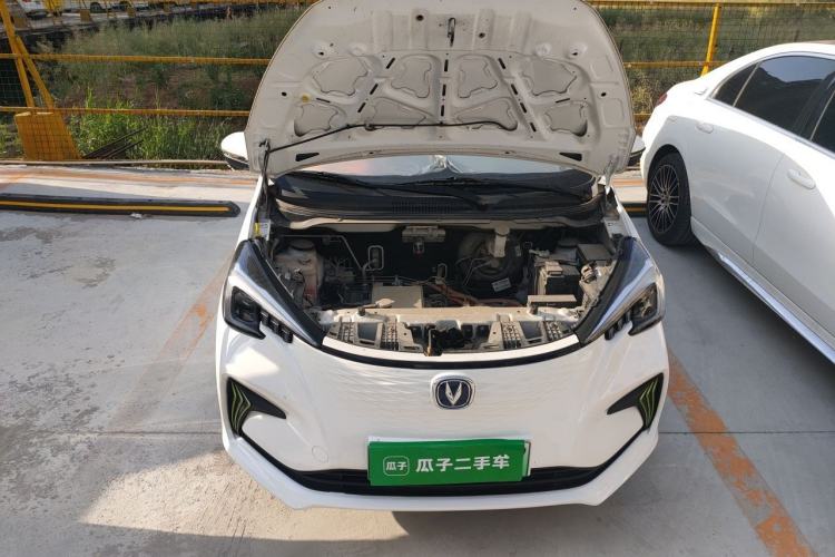 Used CHANGAN Benni E-Star 2022 Qingxin Edition Colorful Model Lithium Iron Phosphate Engine Bay