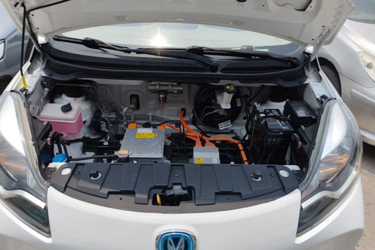 Used CHANGAN Benni E-Star 2022 National Edition Colorful Limited Edition (Fast-Charging Version) Lithium Iron Phosphate Engine Bay