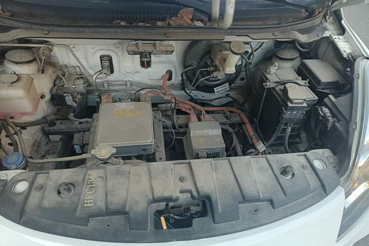 Used CHANGAN Benni E-Star 2022 Qingxin Edition Colorful Model Lithium Iron Phosphate Engine Bay