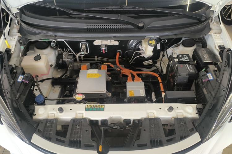 Used CHANGAN Benni E-Star 2022 Qingxin Edition Colorful Model Lithium Iron Phosphate Engine Bay