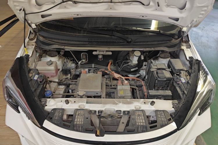 Used CHANGAN Benni E-Star 2022 Qingxin Edition Colorful Model Lithium Iron Phosphate Engine Bay