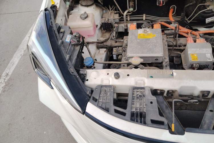 Used CHANGAN Benni E-Star 2022 Qingxin Edition Colorful Model Lithium Iron Phosphate Engine Bay Right