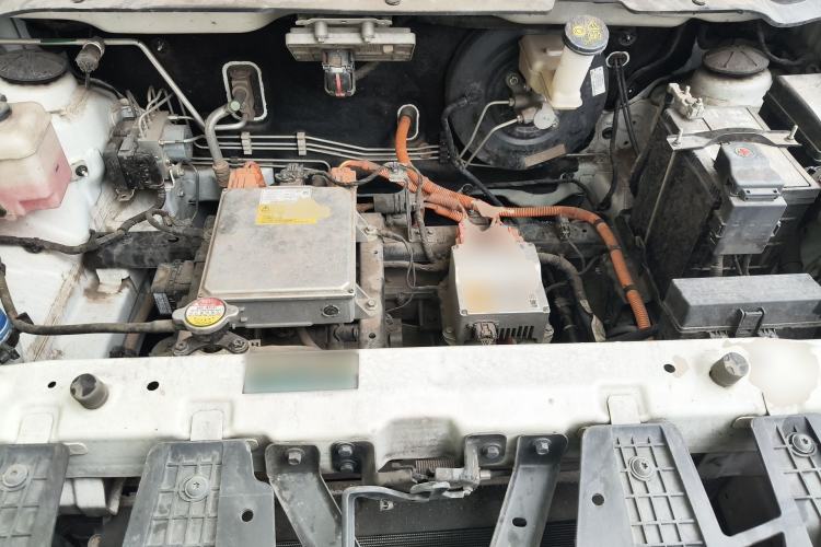 Used CHANGAN Benni E-Star 2022 Qingxin Edition Colorful Model Lithium Iron Phosphate Engine Bay