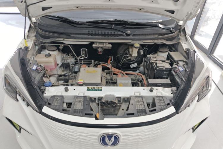 Used CHANGAN Benni E-Star 2022 Qingxin Edition Colorful Model Lithium Iron Phosphate Engine Bay