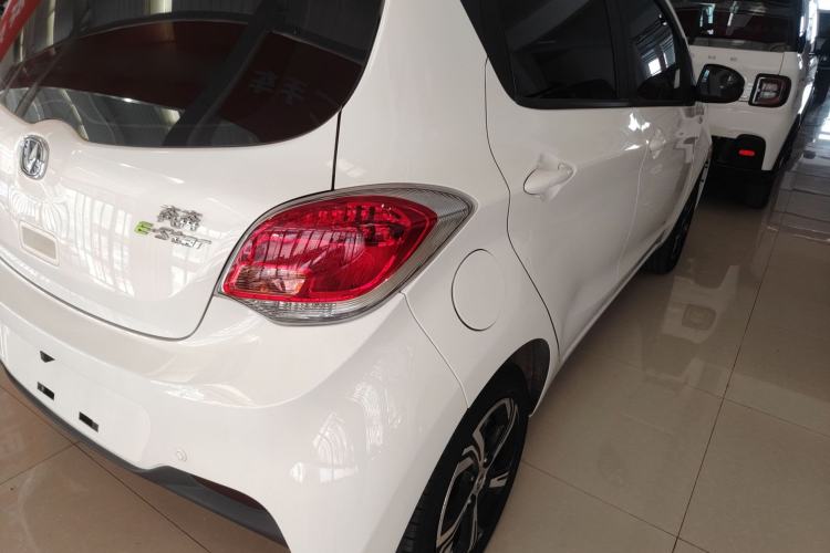 Used CHANGAN Benni E-Star 2022 Qingxin Edition Colorful Model Lithium Iron Phosphate Exterior 3
