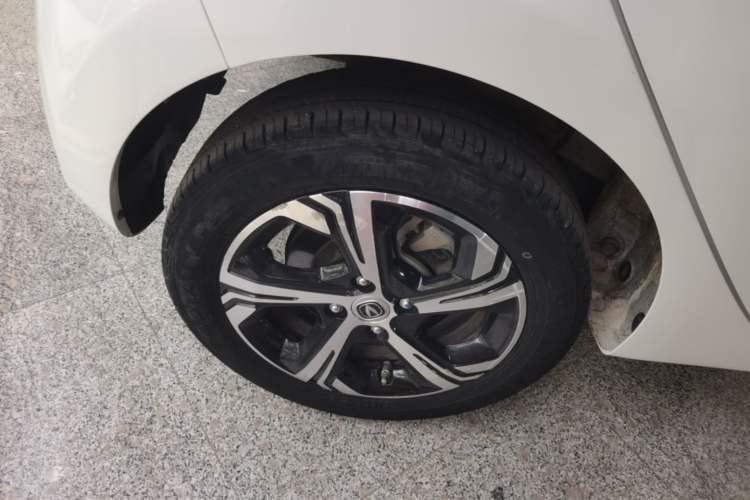 Used CHANGAN Benni E-Star 2022 Qingxin Edition Colorful Model Lithium-NMC Exterior 5