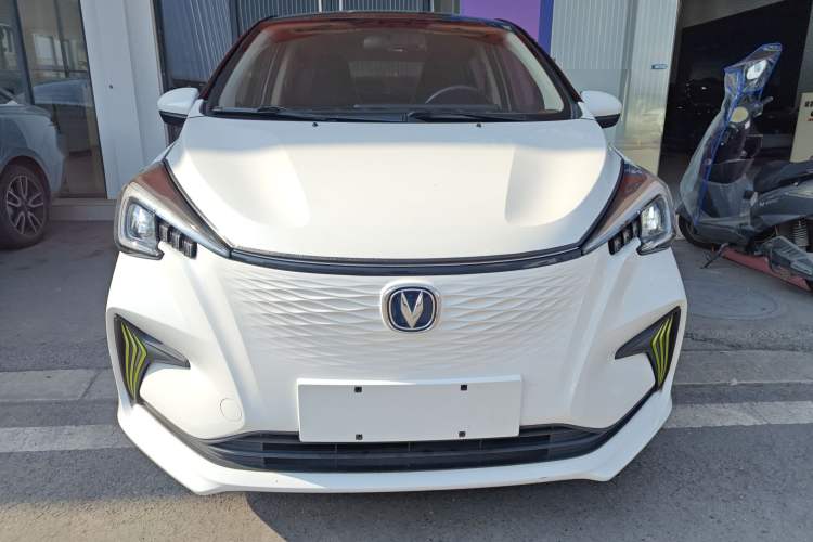 Used CHANGAN Benni E-Star 2022 Qingxin Edition Colorful Model Lithium-NMC Front