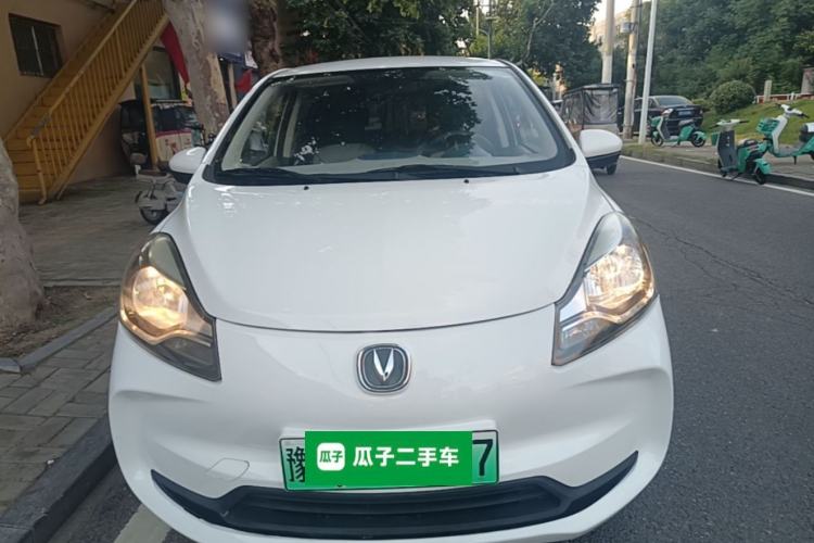 Used CHANGAN Benni E-Star 2022 Qingxin Edition Colorful Model Lithium Iron Phosphate Front