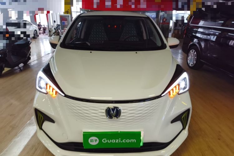 Used CHANGAN Benni E-Star 2022 Qingxin Edition Colorful Model Lithium Iron Phosphate Front