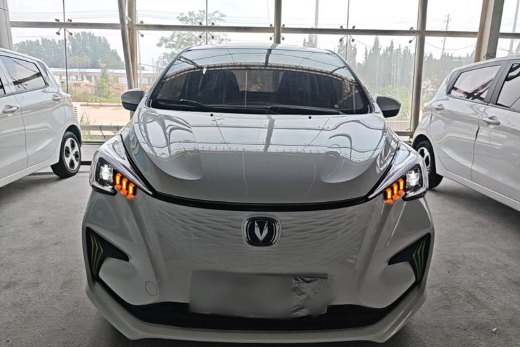 Used CHANGAN Benni E-Star 2022 Qingxin Edition Colorful Model Lithium Iron Phosphate Front