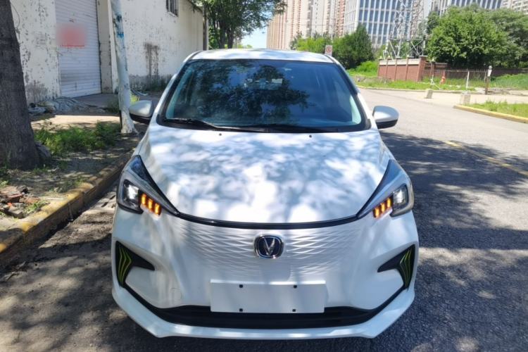 Used CHANGAN Benni E-Star 2022 Qingxin Edition Colorful Model Lithium Iron Phosphate Front