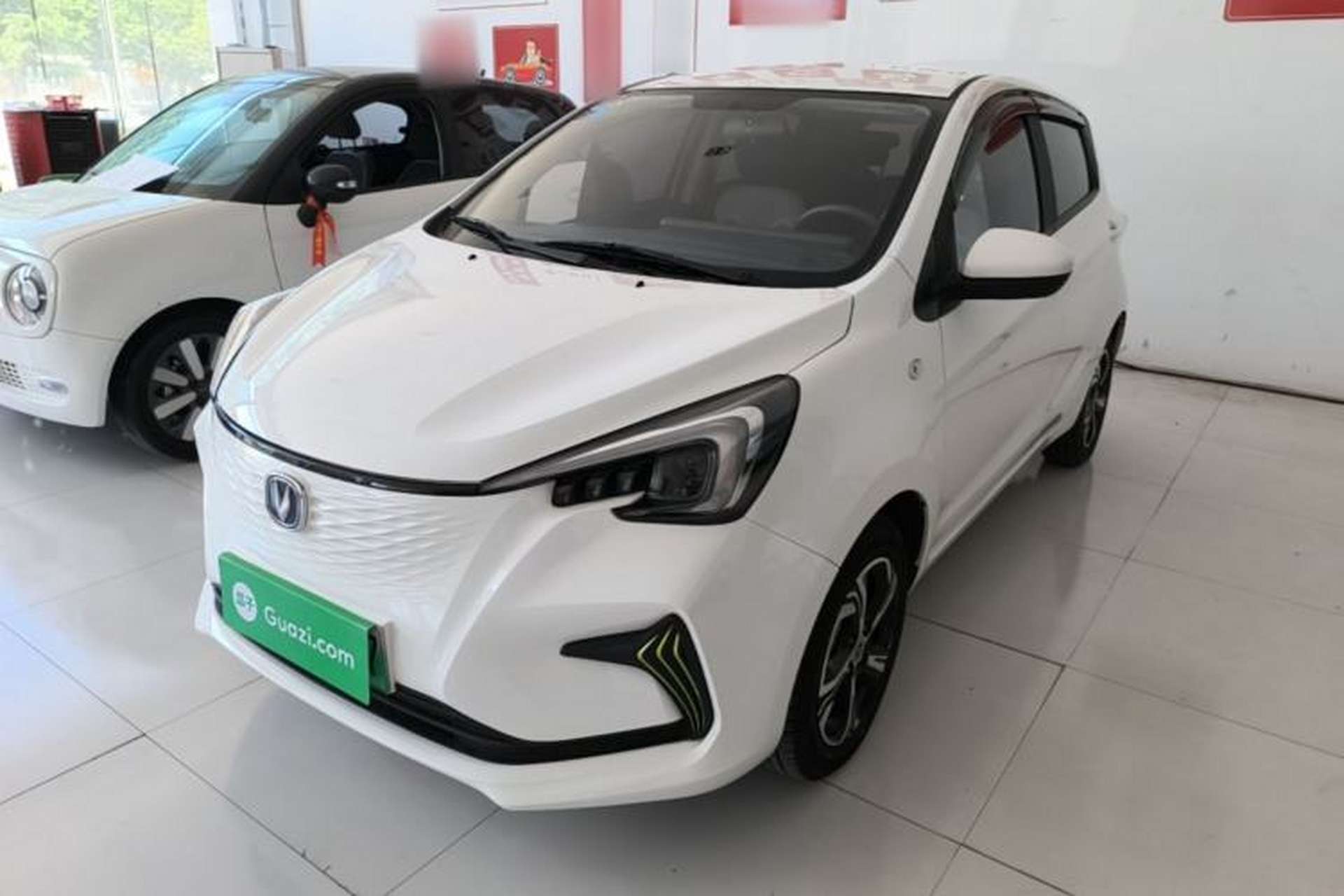 Used CHANGAN Benni E-Star 2022 Qingxin Edition Colorful Model Lithium Iron Phosphate Front Left 45 Deg