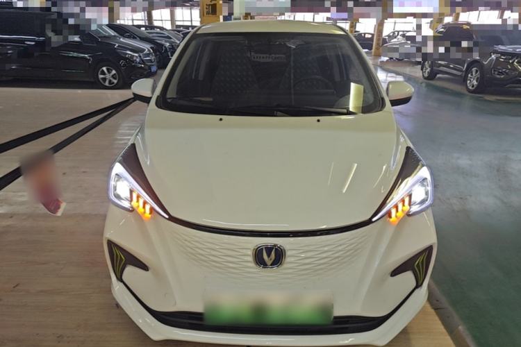 Used CHANGAN Benni E-Star 2022 Qingxin Edition Colorful Model Lithium Iron Phosphate Front