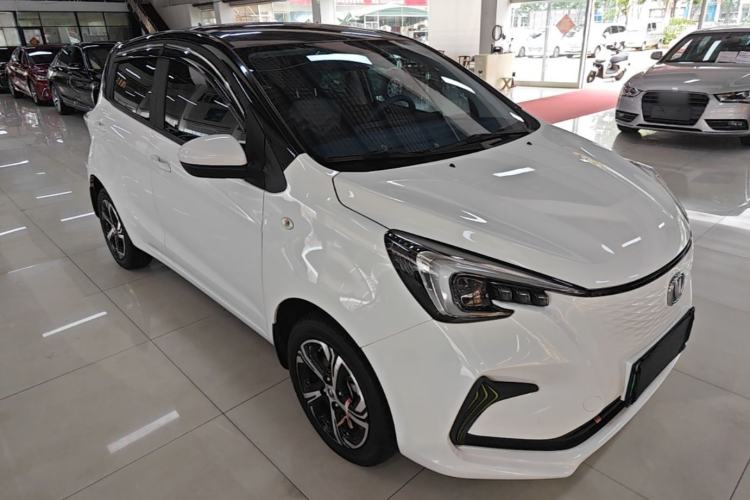 Used CHANGAN Benni E-Star 2022 Qingxin Edition Colorful Model Lithium-NMC Front Right 45 Deg
