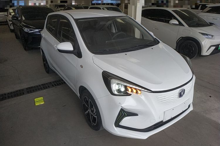 Used CHANGAN Benni E-Star 2022 Charming Edition Colorful Model Lithium-Ion Battery Front Right 45 Deg