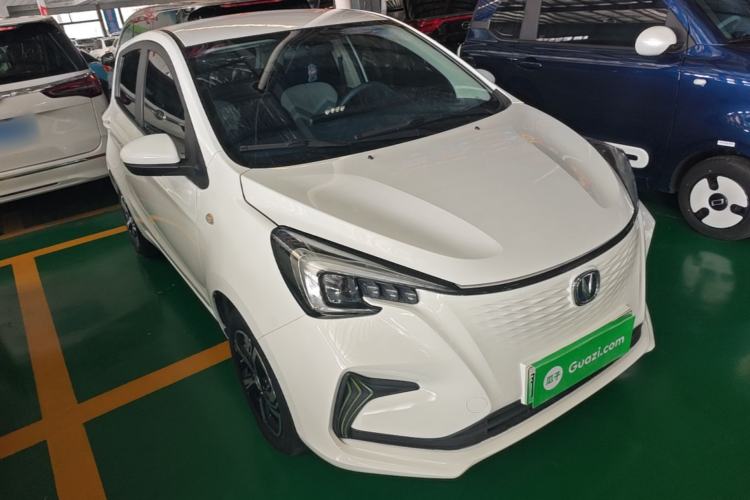 Used CHANGAN Benni E-Star 2022 Qingxin Edition Colorful Model Lithium Iron Phosphate Front Right 45 Deg